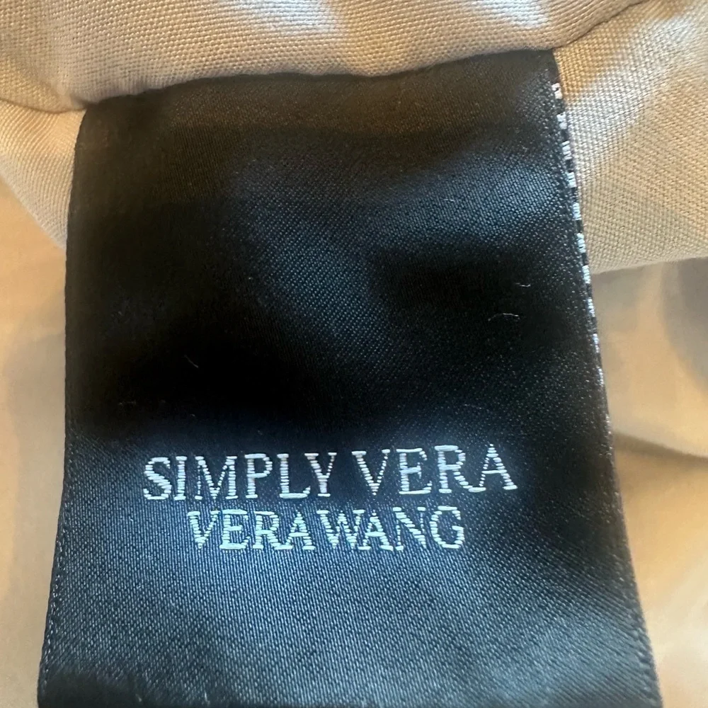 Simply Vera Vera Wang Queen Gray Duvet Cover 2 Std. Shams